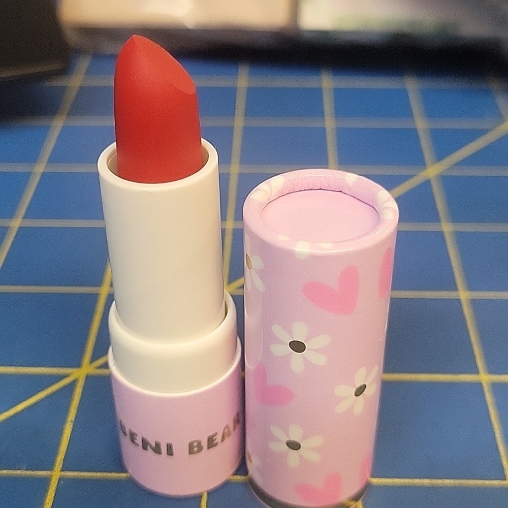 Beni Bear Red Lipstick #1 New Tube